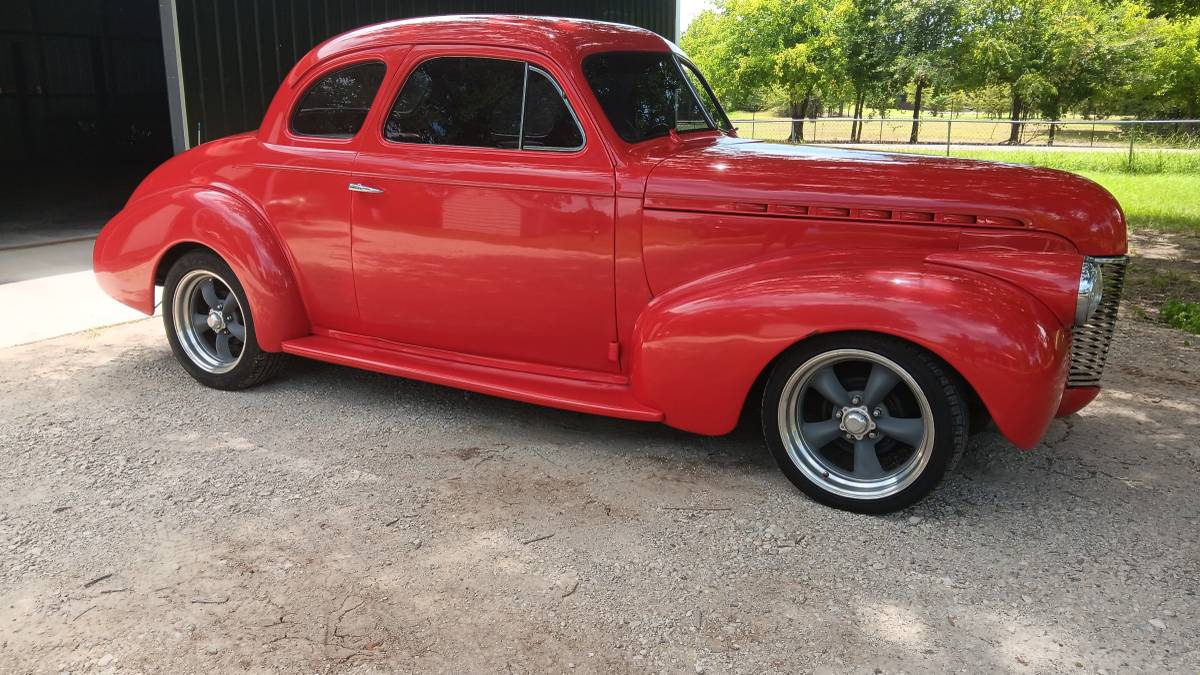 Chevrolet-business-coupe-1940-red-13