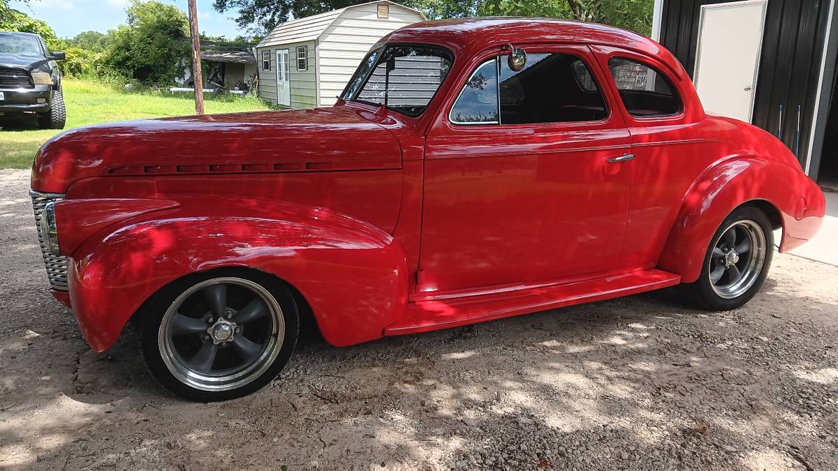 Chevrolet-business-coupe-1940-red-2