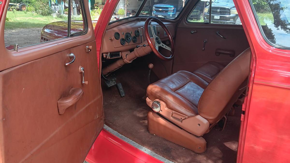 Chevrolet-business-coupe-1940-red-4