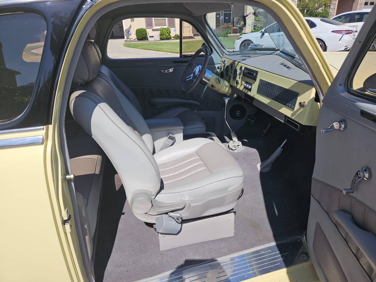 Chevrolet-business-coupe-custom-1948-custom-18