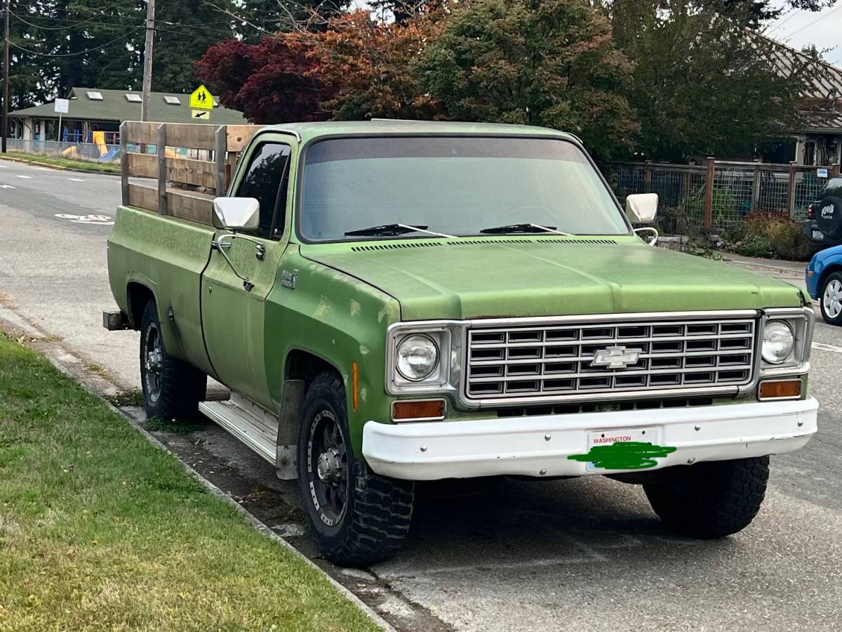 Chevrolet-c-20-1974-green-1