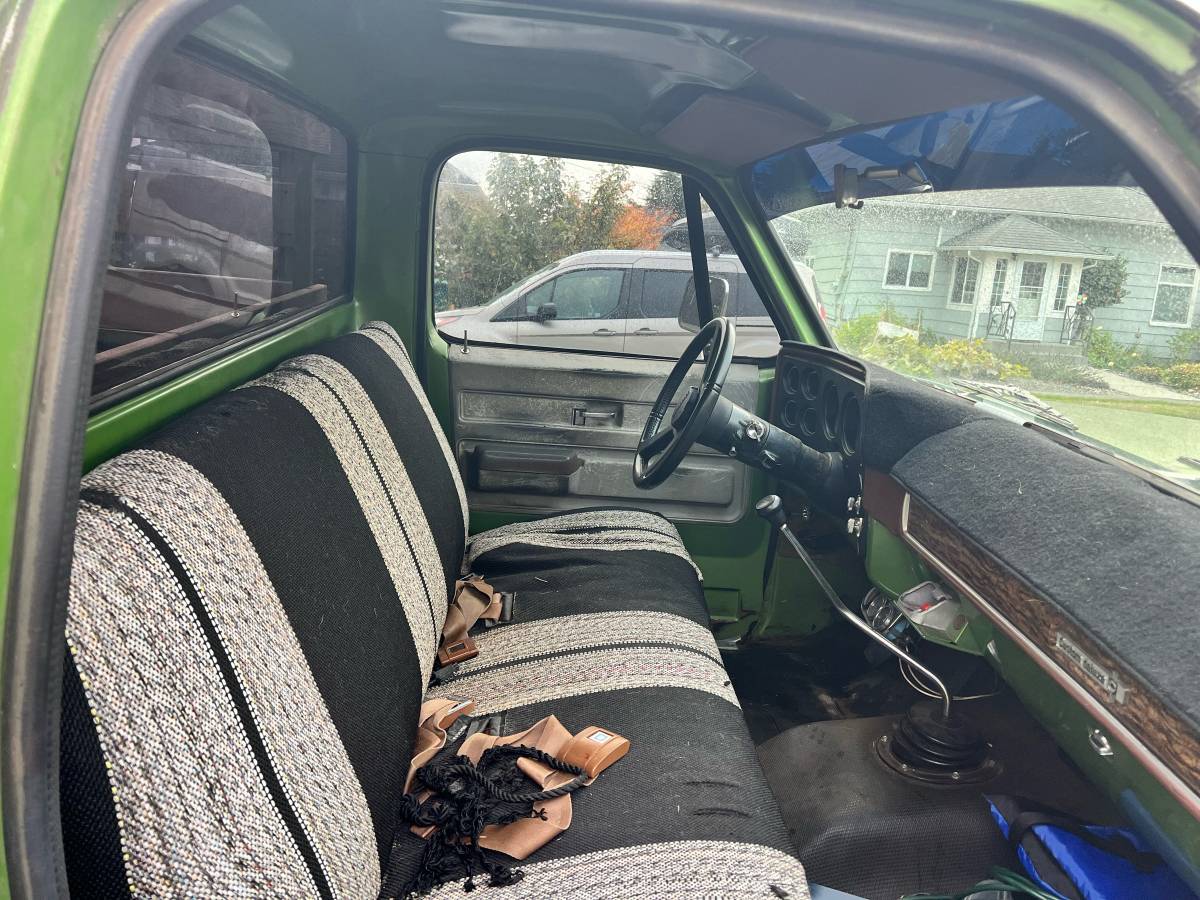 Chevrolet-c-20-1974-green-4