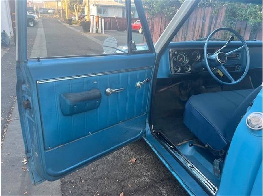 Chevrolet-c10-1968-26
