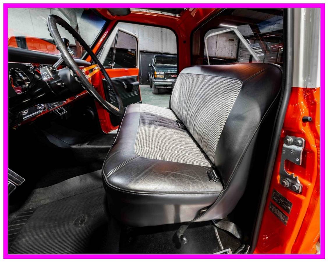 Chevrolet-c10-1968-orange-11