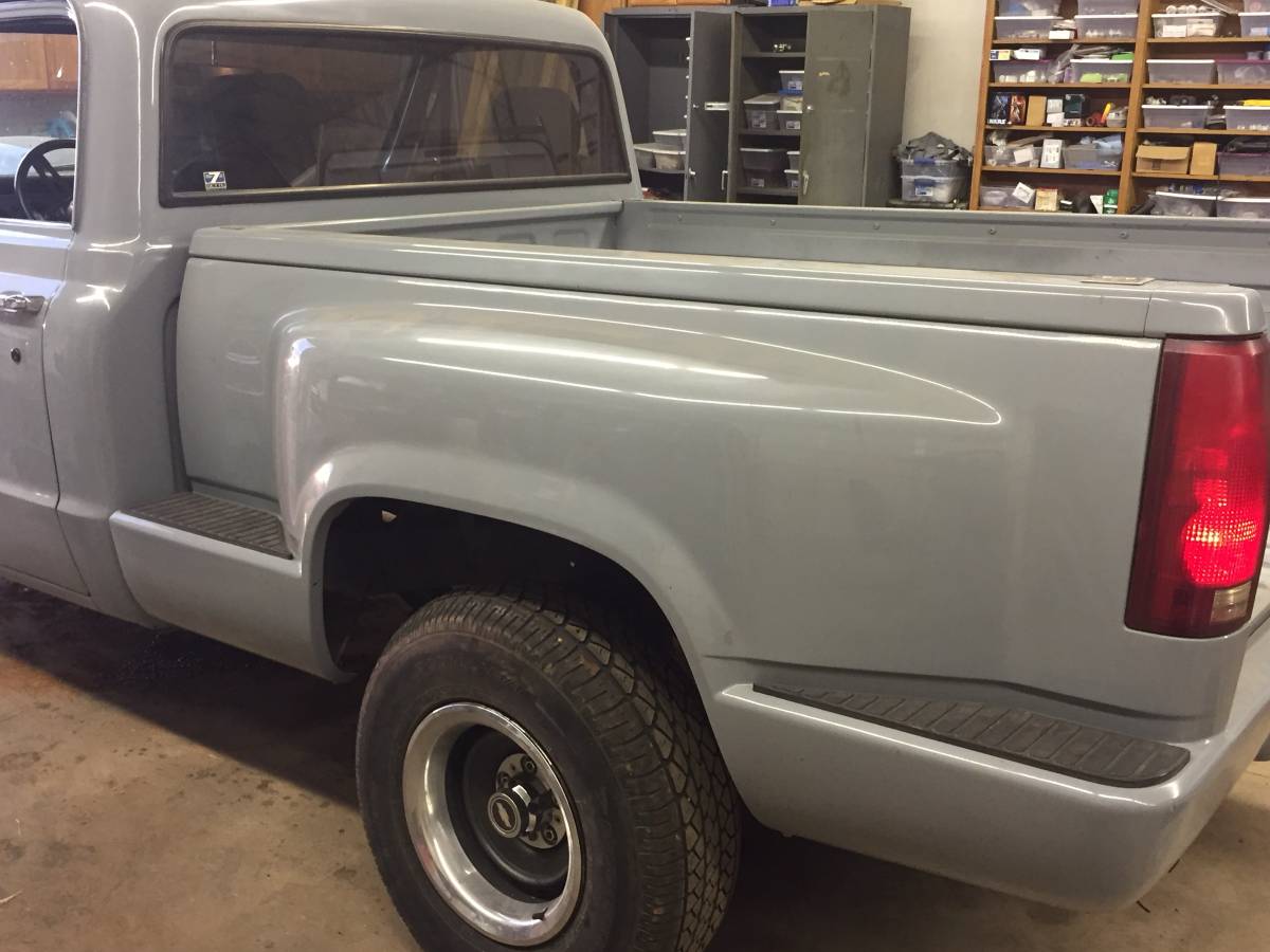 Chevrolet-c10-1970-grey-2