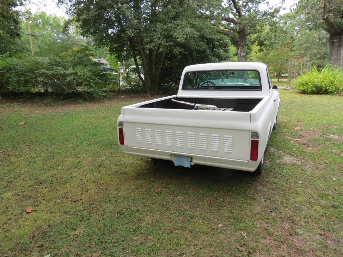 Chevrolet-c10-1970-white-4