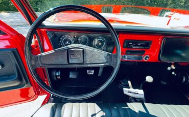 Chevrolet-c10-1972-red-21