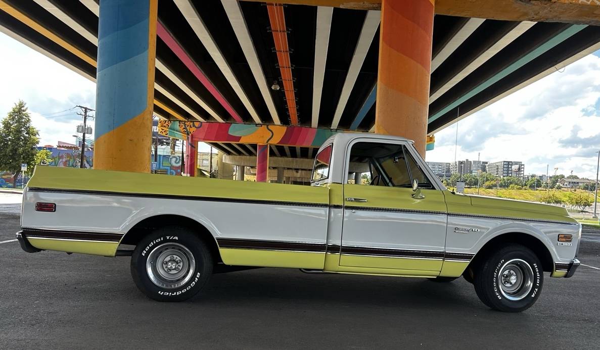 Chevrolet-c10-1972-yellow-4
