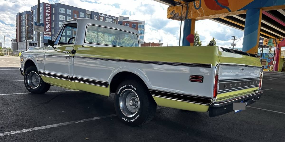 Chevrolet-c10-1972-yellow-5