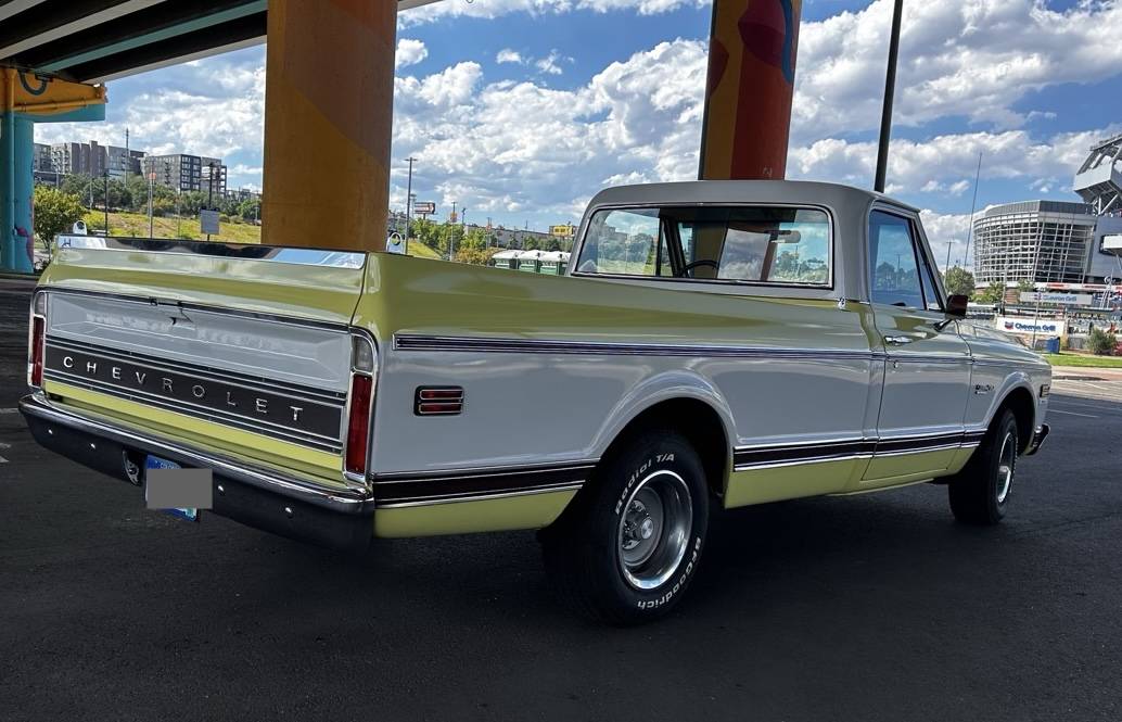Chevrolet-c10-1972-yellow-7