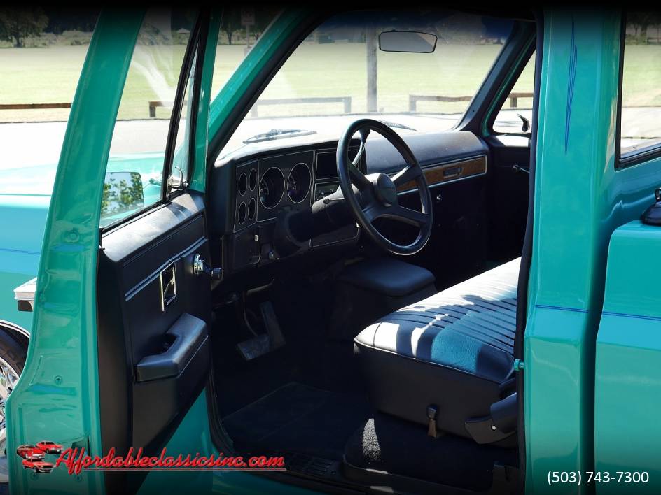 Chevrolet-c10-1977-12