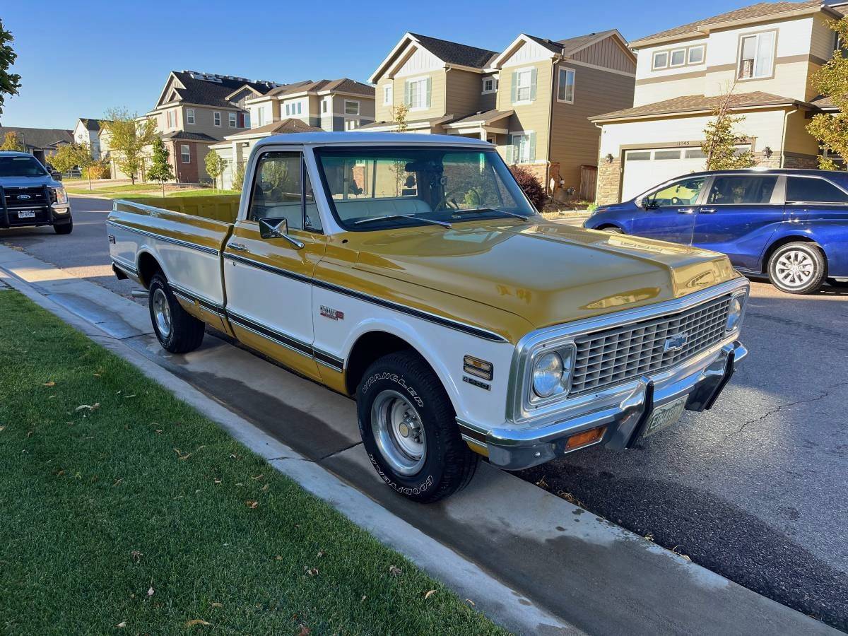 Chevrolet-c10-longbed-1972-yellow-1