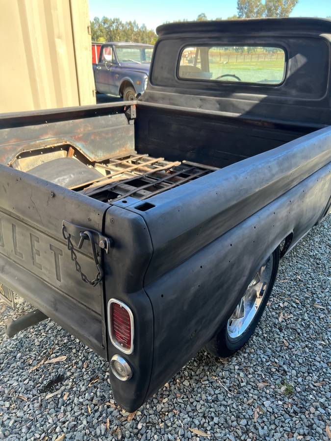 Chevrolet-c10-pickup-1966-black-2