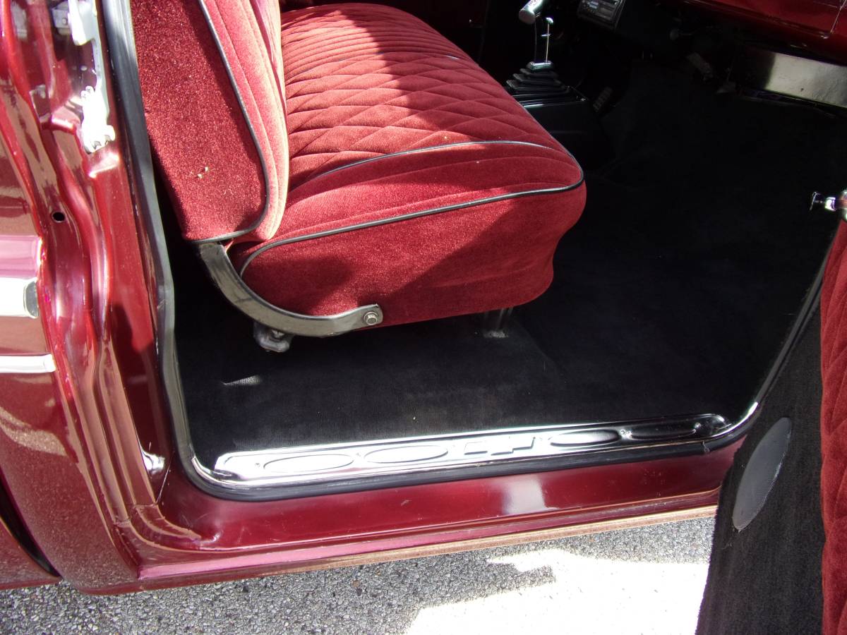 Chevrolet-c10-pickup-1966-red-11