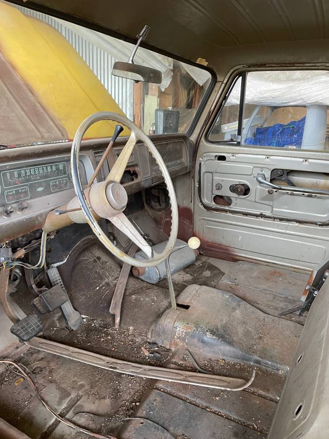 Chevrolet-c10-pickup-1966-yellow-9