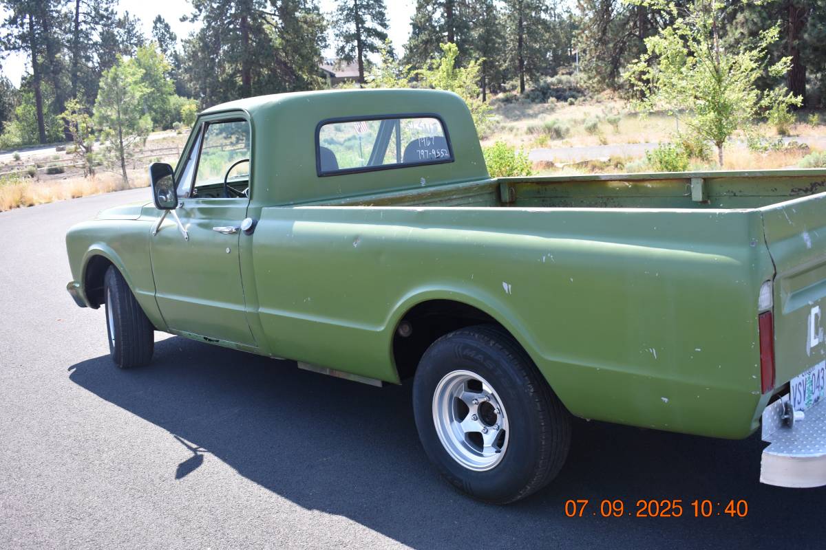 Chevrolet-c10-pickup-1967-green-1