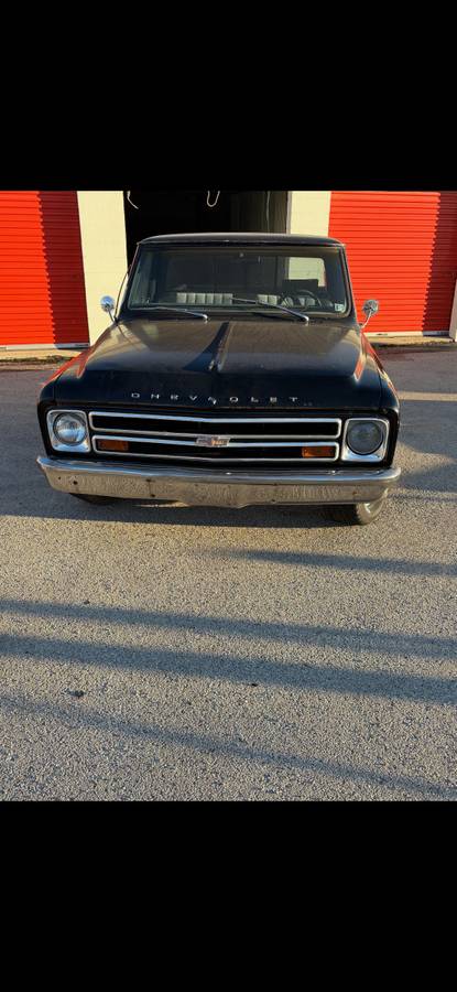 Chevrolet-c10-pickup-1968-black-2