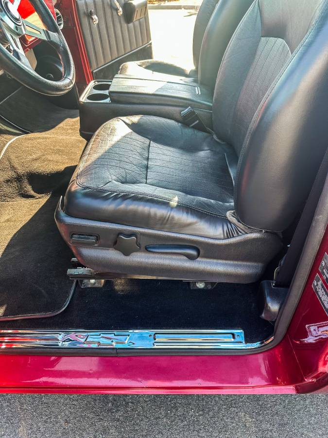 Chevrolet-c10-pickup-1968-red-5