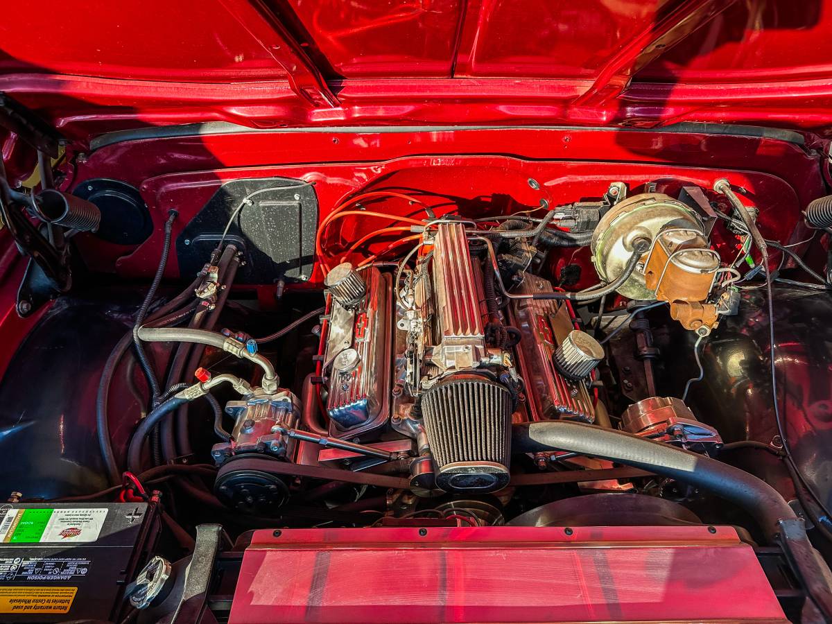 Chevrolet-c10-pickup-1968-red-8