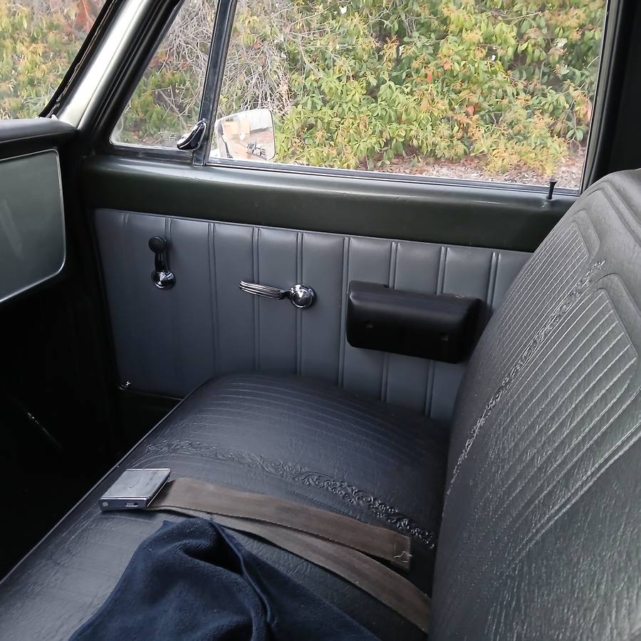 Chevrolet-c10-pickup-1969-custom-20