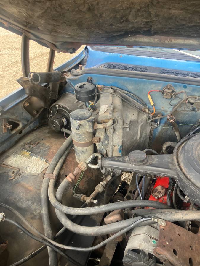 Chevrolet-c10-pickup-1973-blue-9