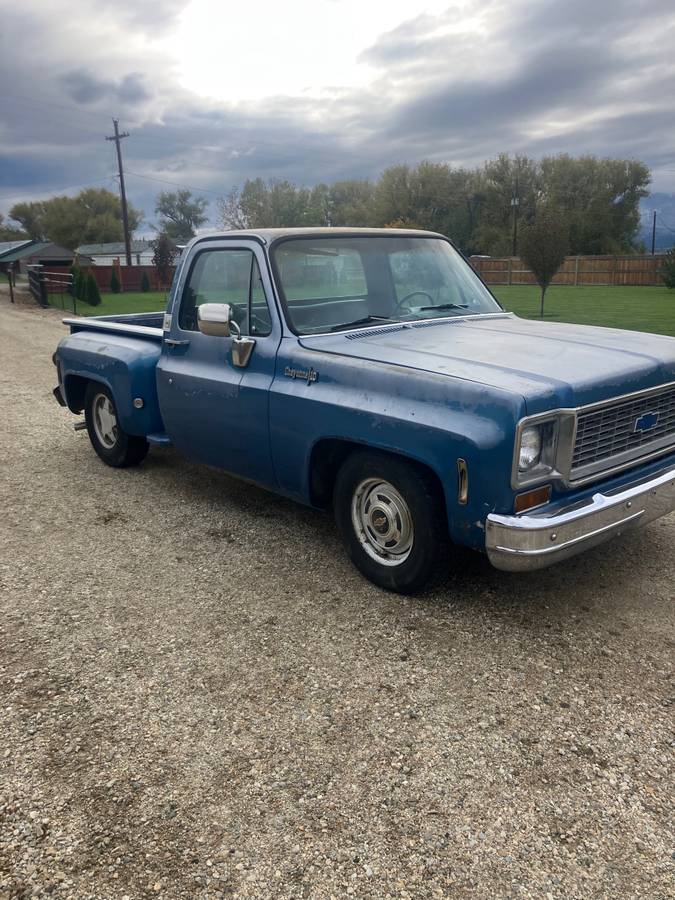 Chevrolet-c10-pickup-1973-blue