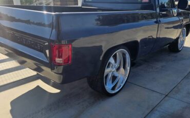 Chevrolet-c10-pickup-1985-grey-1