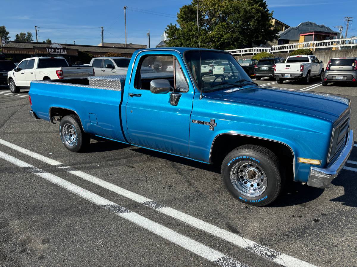 Chevrolet-c10-pickup-1986-2