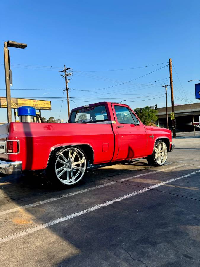 Chevrolet-c10-pickup-1986-red-10
