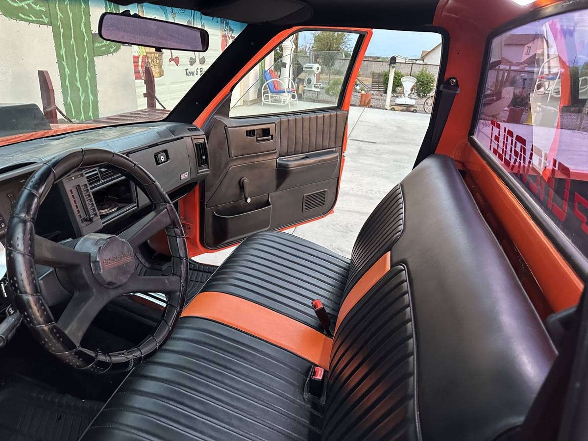Chevrolet-c10-pickup-1991-3