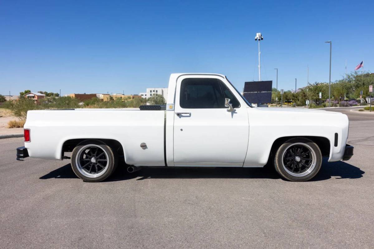 Chevrolet-c10-short-bed-1978-13