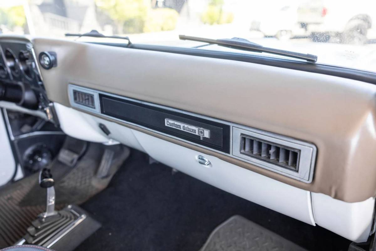 Chevrolet-c10-short-bed-1978-44