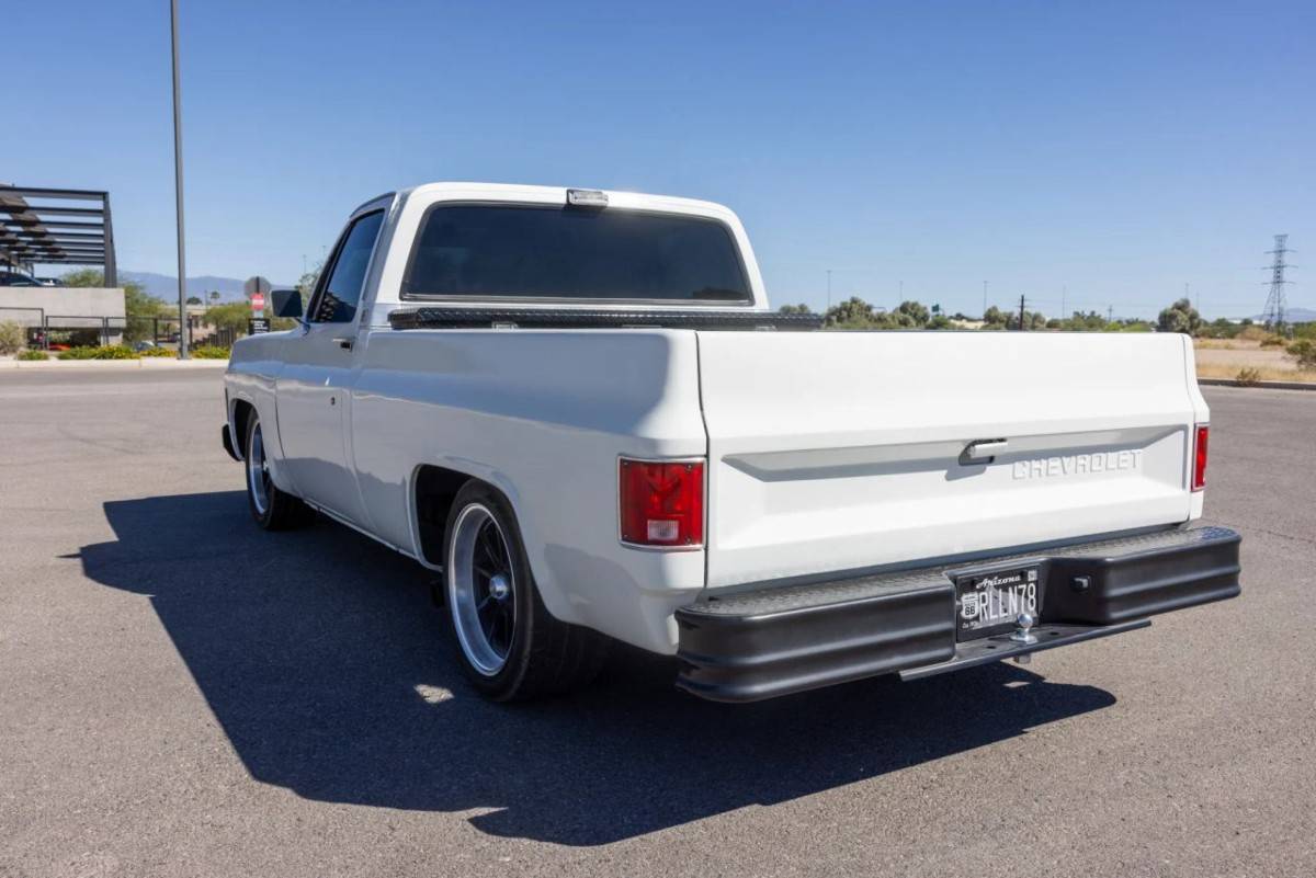 Chevrolet-c10-short-bed-1978-8