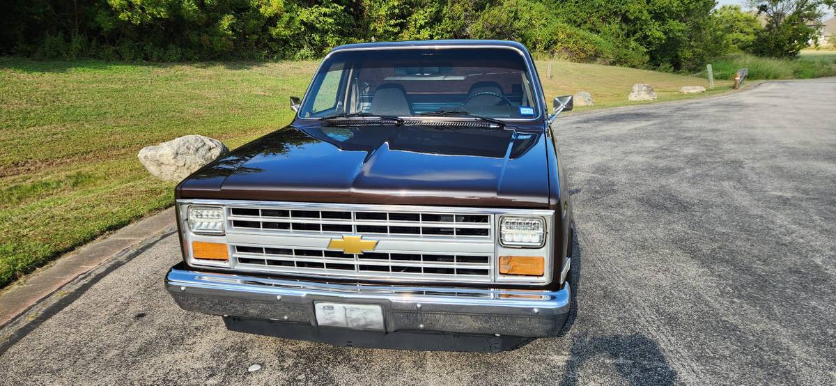 Chevrolet-c10-silverado-1985-brown-8