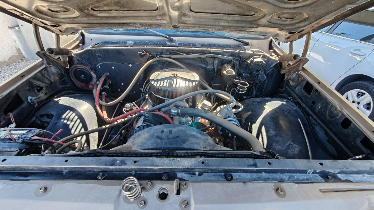 Chevrolet-c10-stepside-1974-10