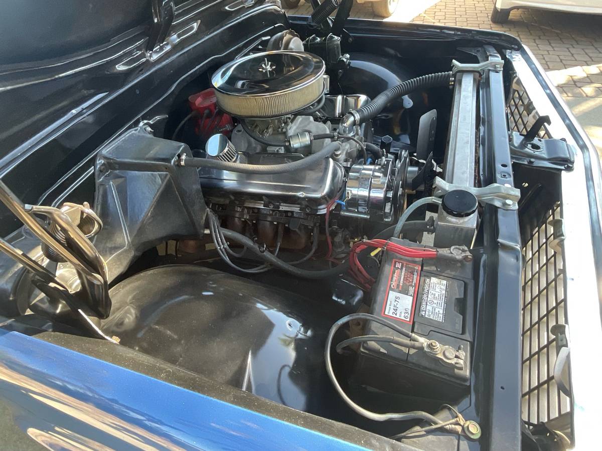 Chevrolet-c10-stepside-shortbed-1972-blue-10