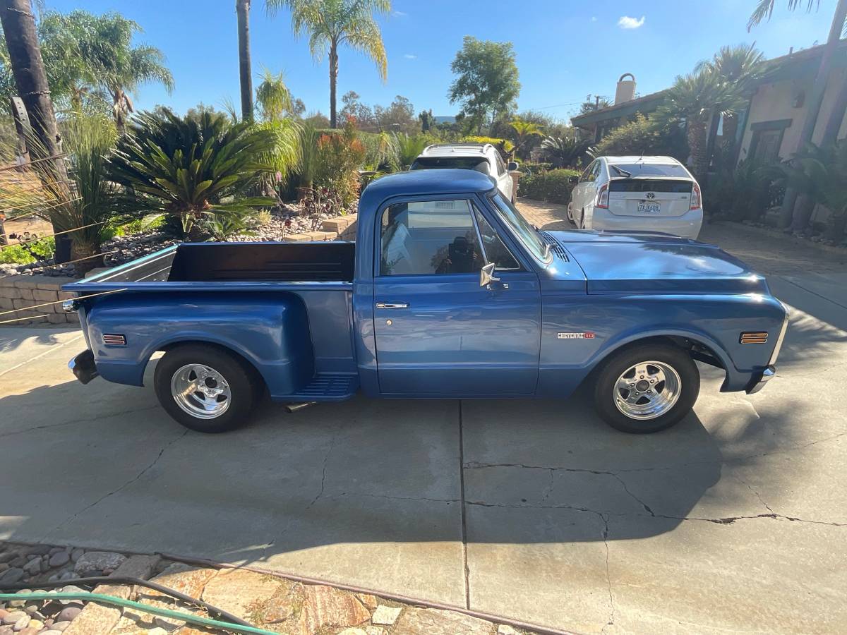 Chevrolet-c10-stepside-shortbed-1972-blue-2