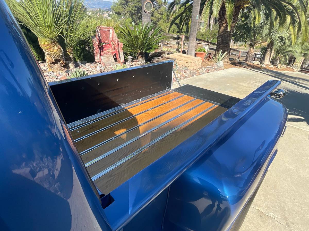 Chevrolet-c10-stepside-shortbed-1972-blue-6