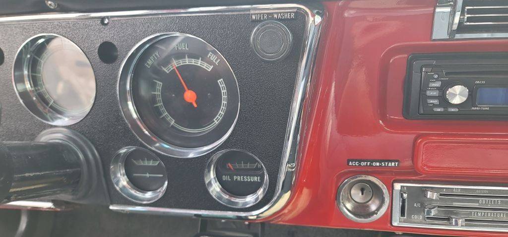 Chevrolet-c10-truck-1969-red-17