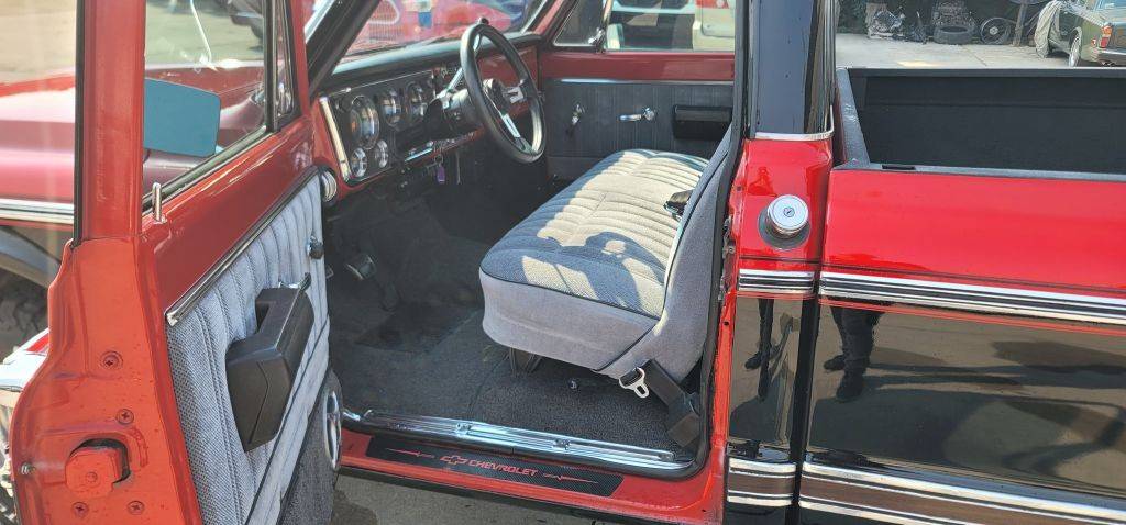 Chevrolet-c10-truck-1969-red-2
