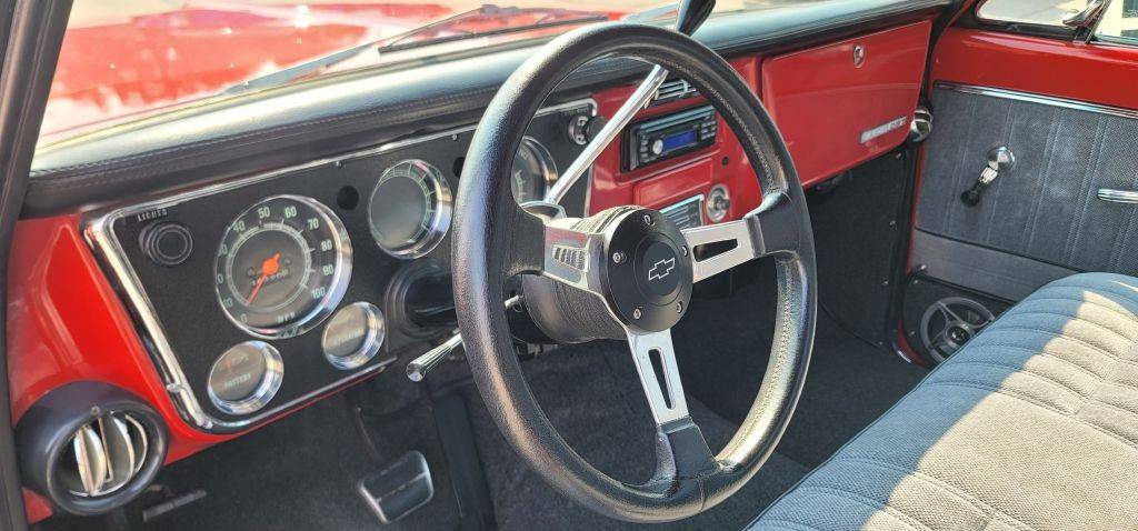 Chevrolet-c10-truck-1969-red-21