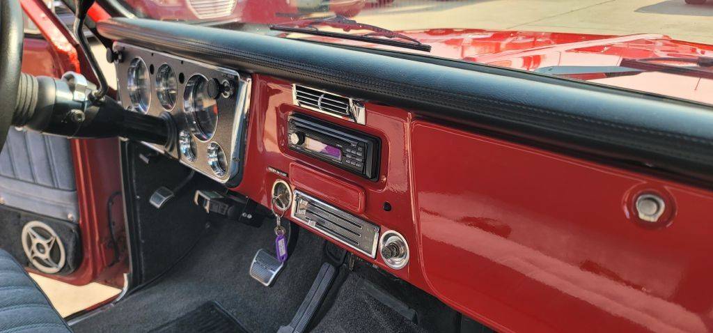 Chevrolet-c10-truck-1969-red-22