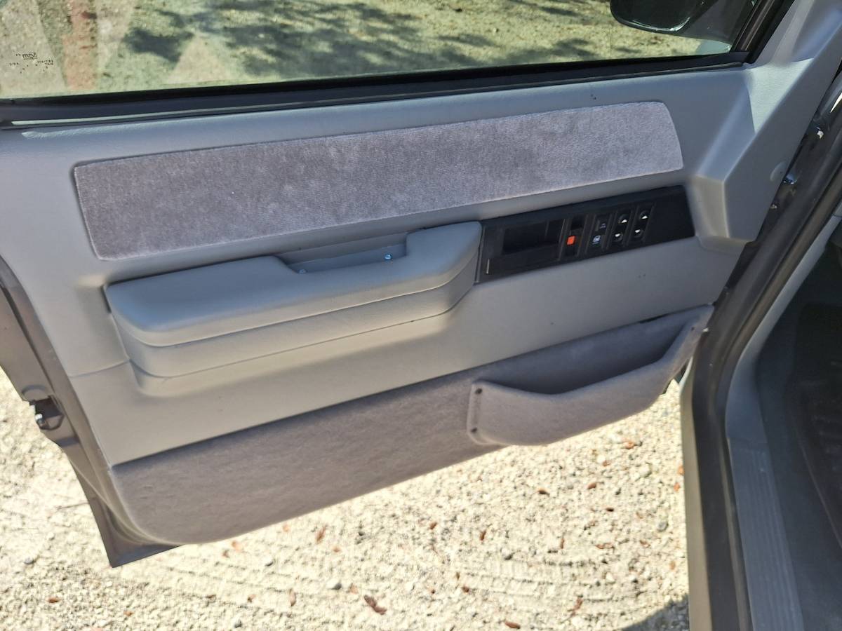 Chevrolet-c1500-1989-6