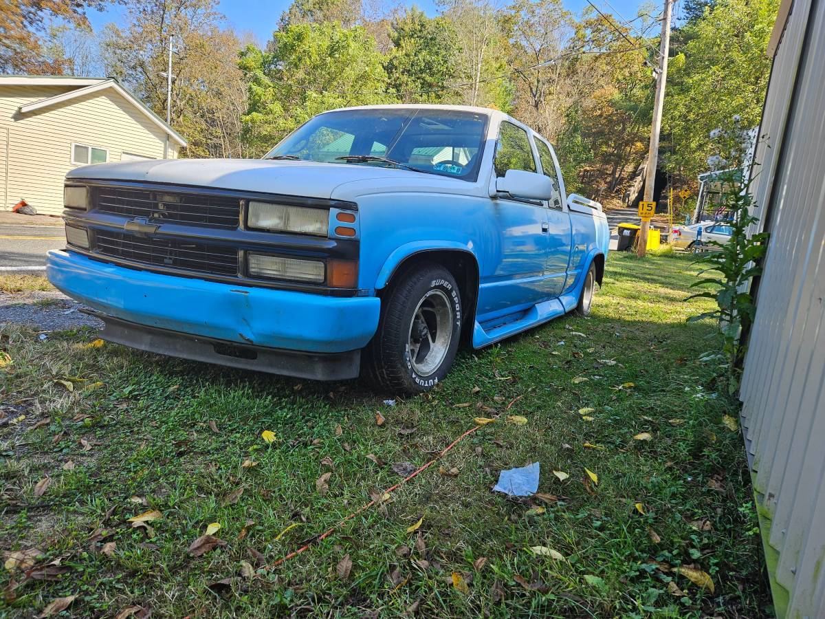 Chevrolet-c1500-1995-custom-3