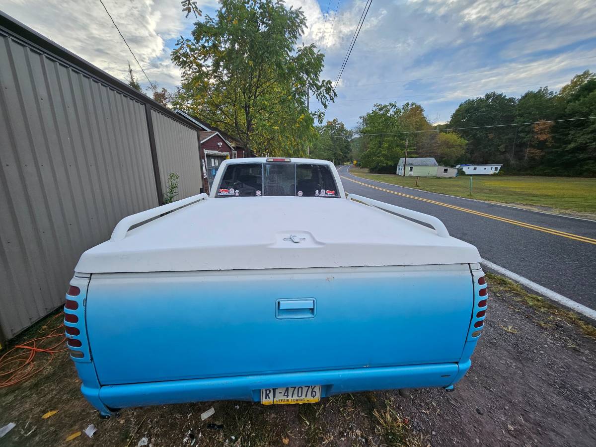 Chevrolet-c1500-1995-custom-9
