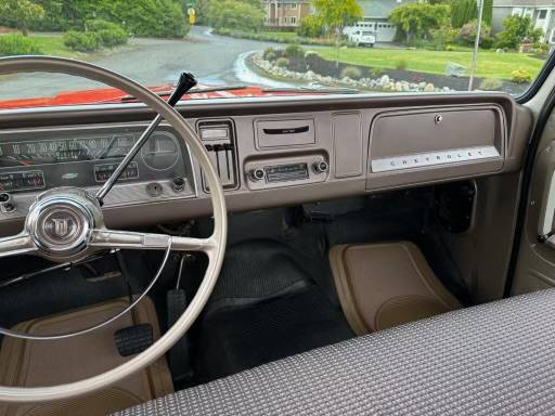 Chevrolet-c20-1966-14