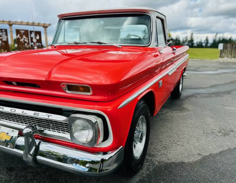 Chevrolet-c20-1966-15