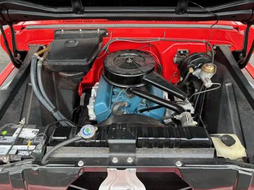 Chevrolet-c20-1966-16