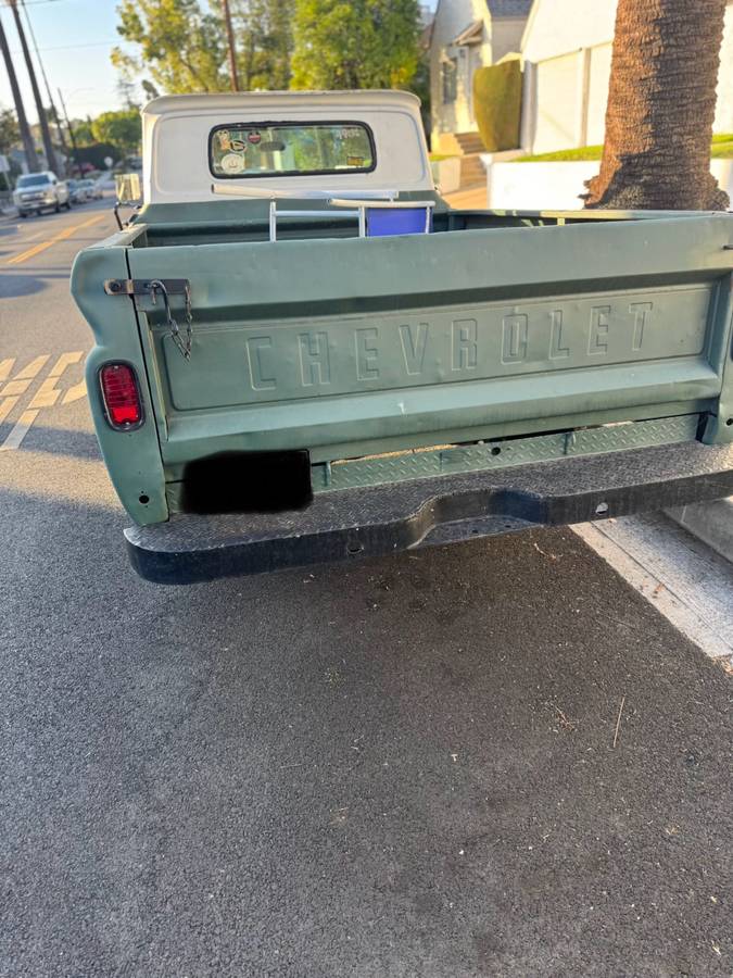 Chevrolet-c20-1966-green