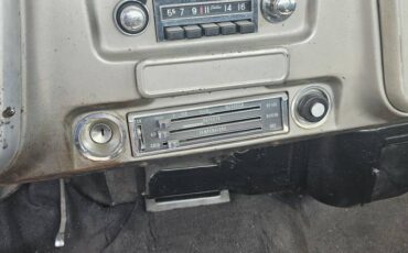 Chevrolet-c20-1968-grey-3